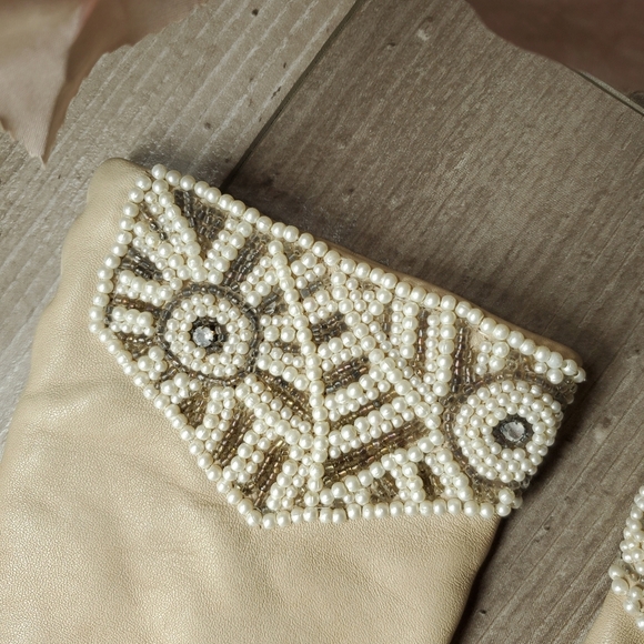 Vintage Beaded Leather Gloves Women's Size Medium Beige Cream - Picture 5 of 15